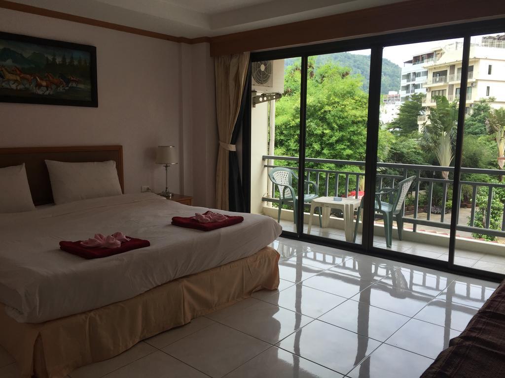 The Galiness International Backpacker Hostel Phuket Patong Екстериор снимка