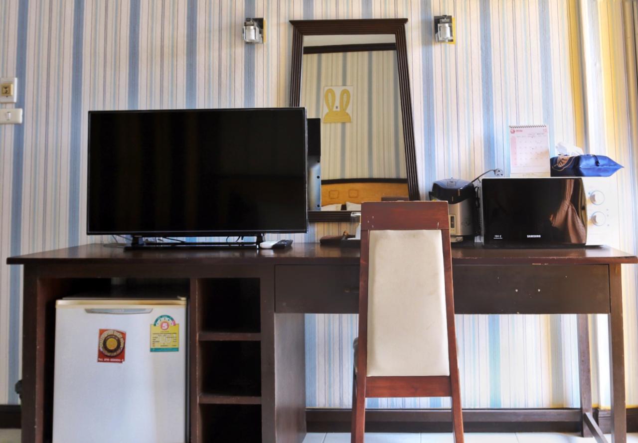 The Galiness International Backpacker Hostel Phuket Patong Екстериор снимка