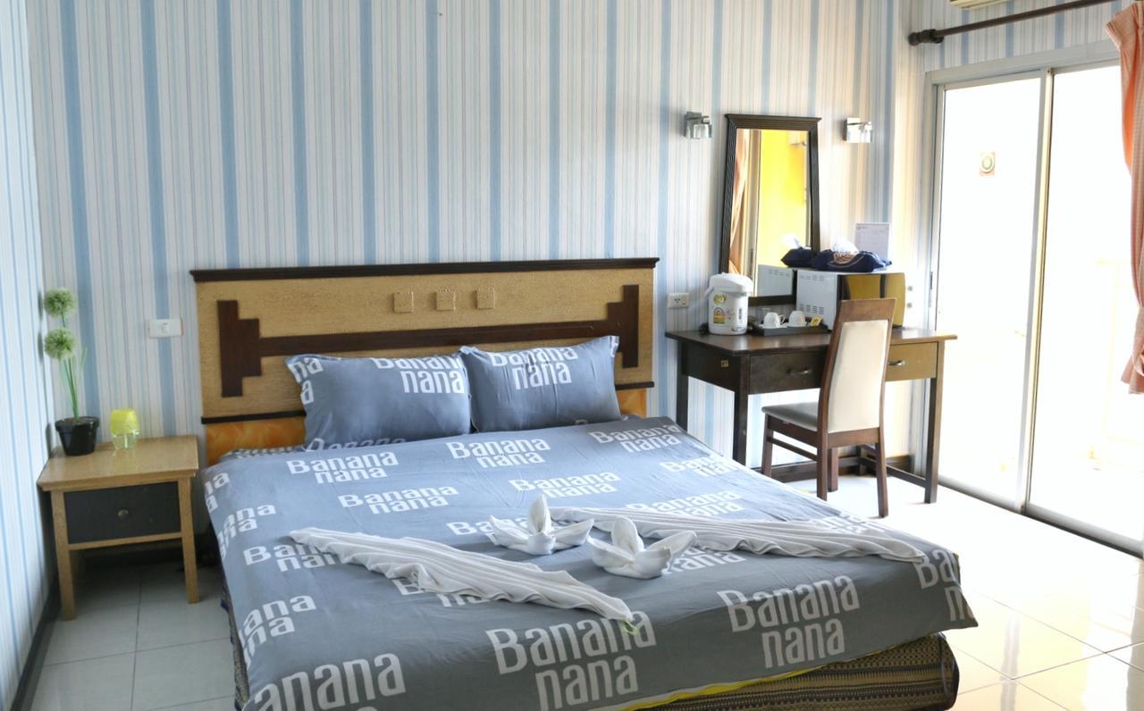 The Galiness International Backpacker Hostel Phuket Patong Екстериор снимка